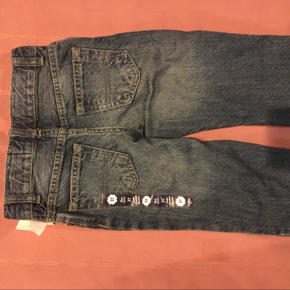 3/$30 **NWT Oshkosh jeans - Picture 2 of 2